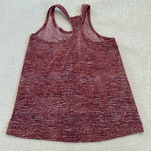 Athleta Women’s Racerback Tank Top Large Red Orange Abstract Athletic Workout